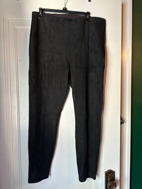Simply Vera Vera Wang Black faux suede Leggings